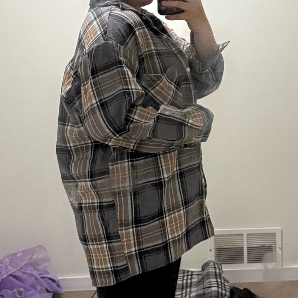 SHEIN Oversized Plaid Flannel Shirt - Picture 10 of 10
